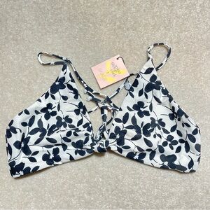 SKATIE Sarah top in Greenwich 🖤